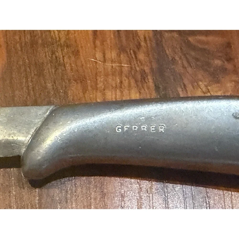 Vintage 1947 Gerber Legendary Blades Carving Knife Knives Set in Walnut Box